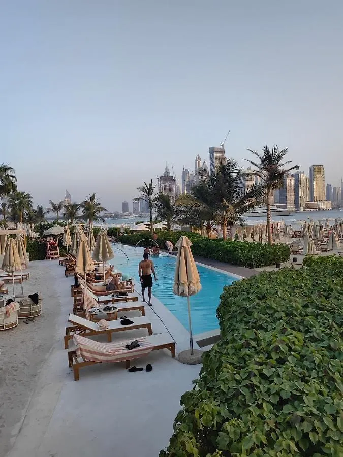 7 Palm Jumeirah Дубай Апартаменты