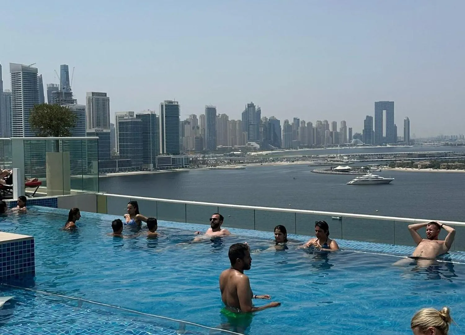 7 Palm Jumeirah Дубай 0*,