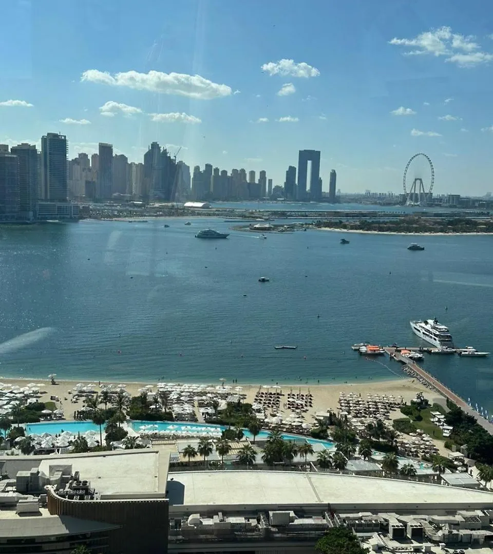 7 Palm Jumeirah Дубай